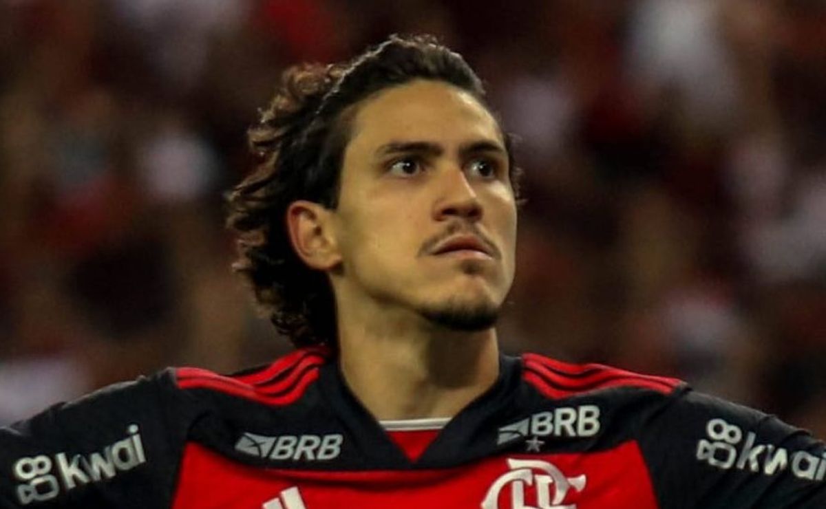 substituto de pedro para 2025 no flamengo é escolhido e deivid washington aceita assinar com o crf