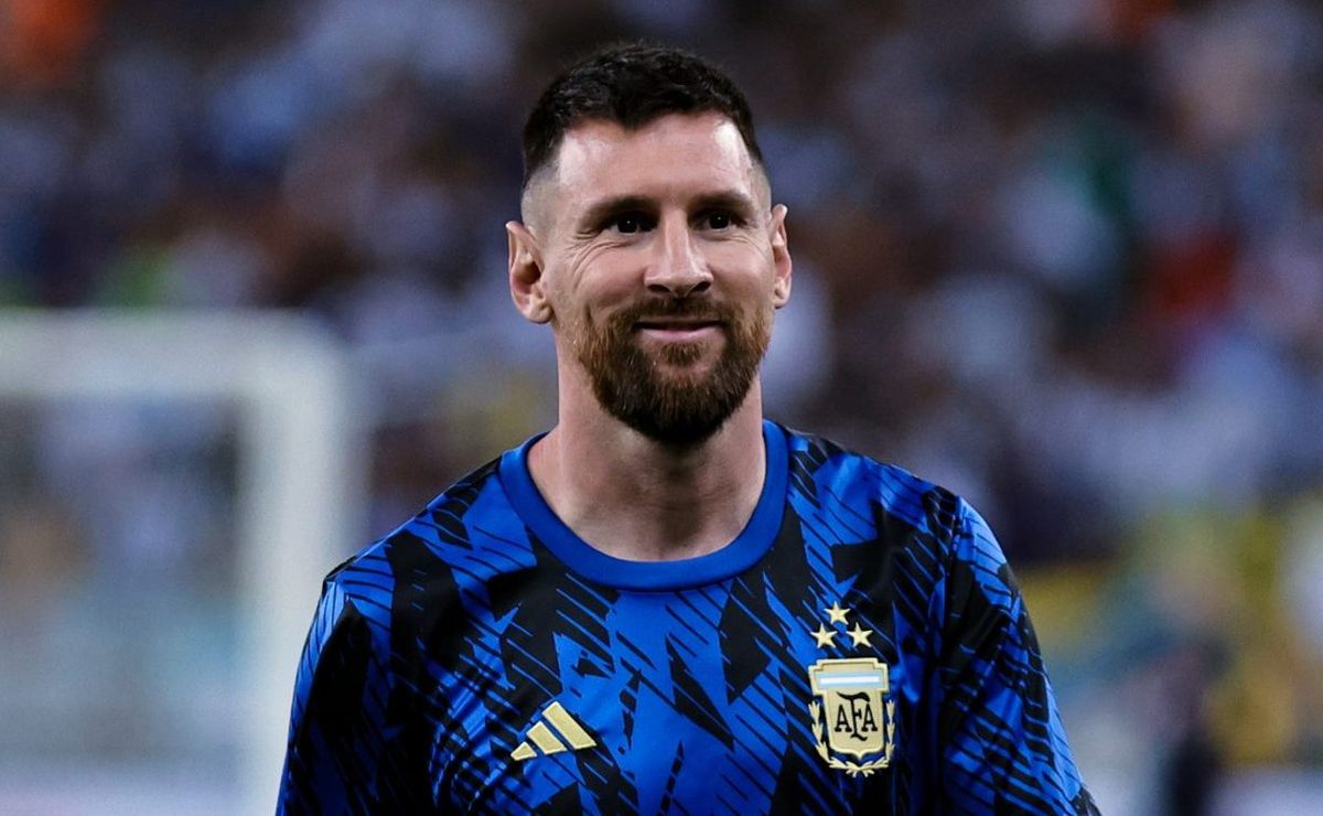 messi surpreende, não vota em vini jr no fifa the best e escolhe em lamine yamal