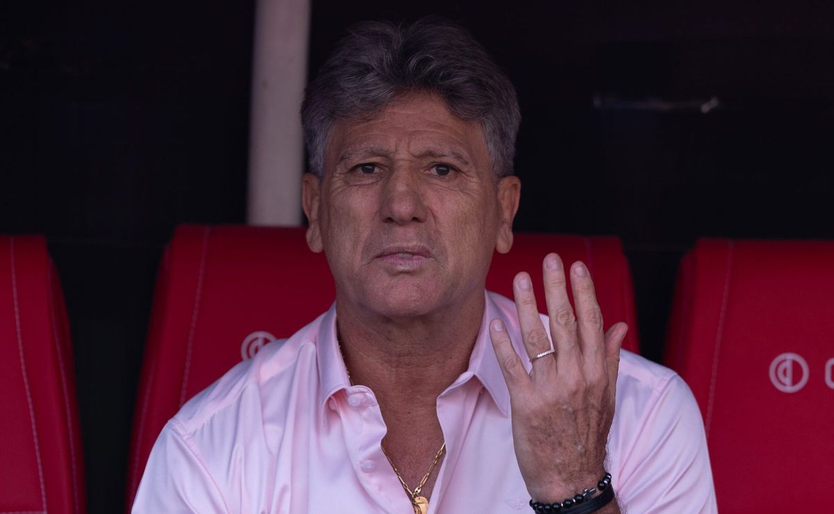 renato portaluppi chegando como novo técnico do santos em 2025 pode ser cancelado pelo grêmio