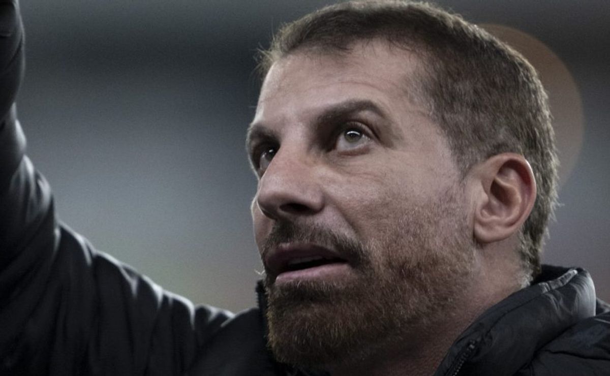 pedrinho oferece contrato até 2026 e salário de r$ 750 mil para anunciar renato gaúcho no vasco