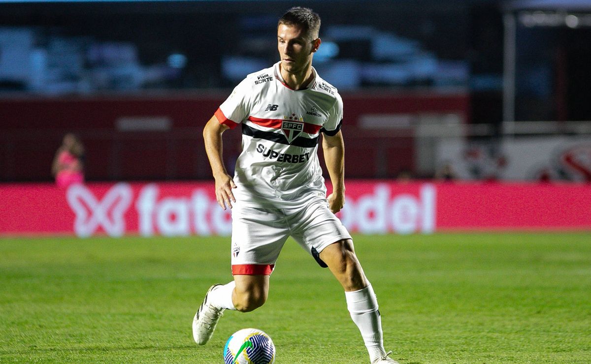 após galoppo, santos tenta mais um jogador do são paulo e quer ferraresi 