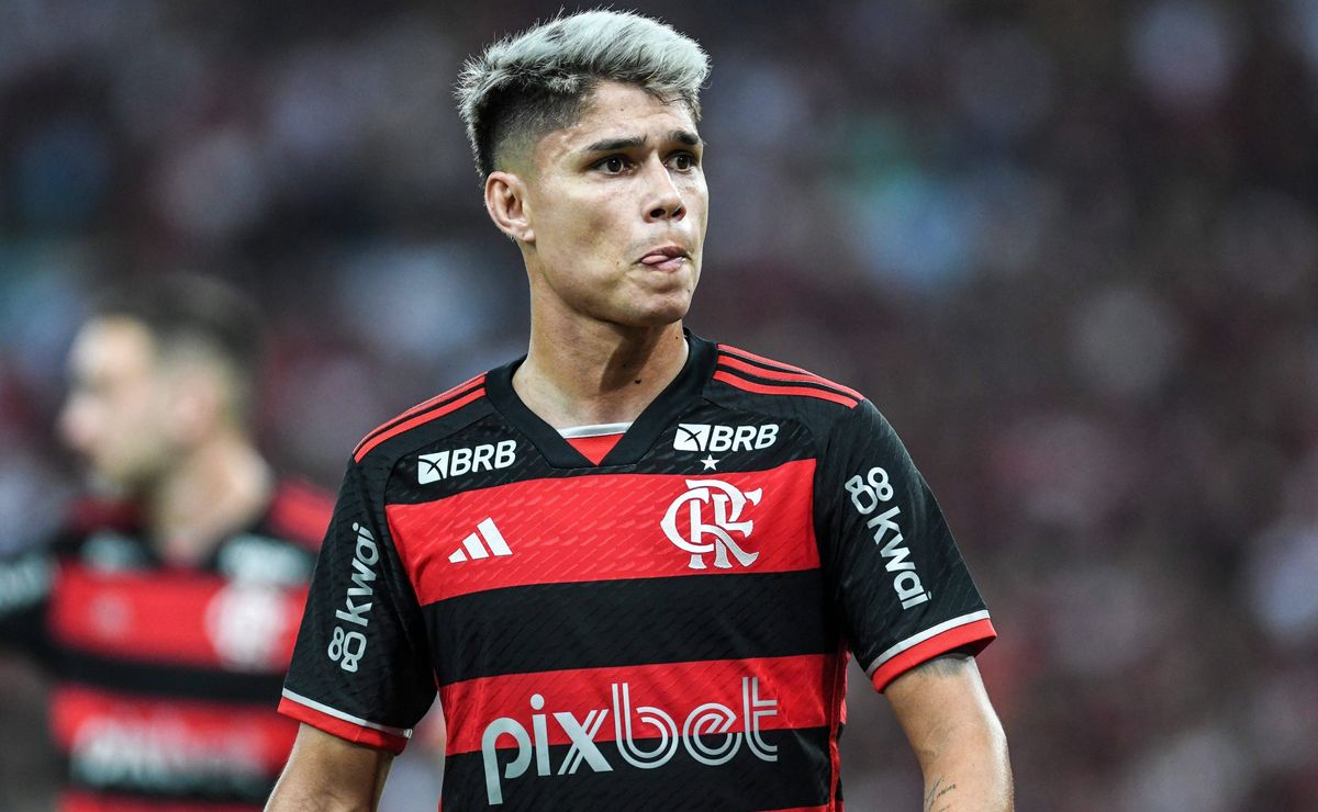 josé boto não está satisfeito só com luiz araújo e bruno henrique e flamengo buscará atacantes para filipe luís 