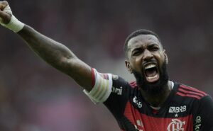 gerson emociona ao revelar que quase abandonou carreira e se declara ao flamengo: "meu time"