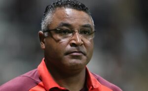 roger machado faz análise de flamengo x internacional, pelo brasileirão: “não conseguimos encaixar”