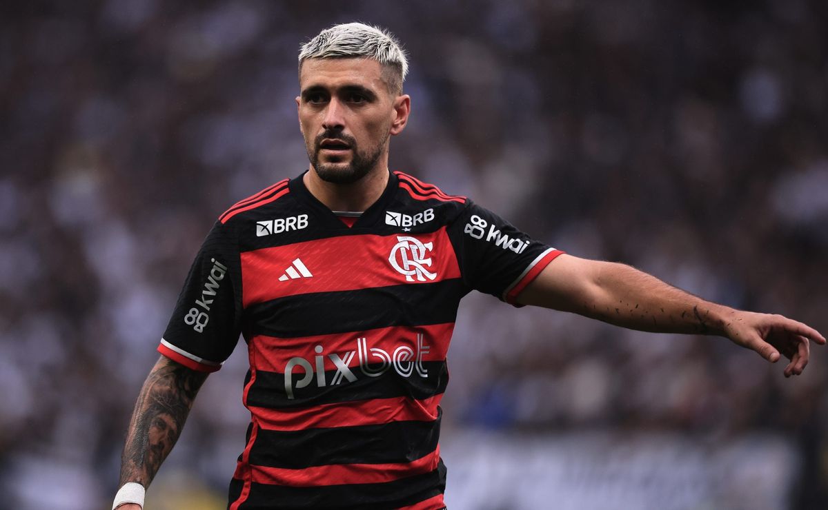 arrascaeta toma nova decisão no flamengo e se recupera nas férias para reforçar elenco de filipe luís