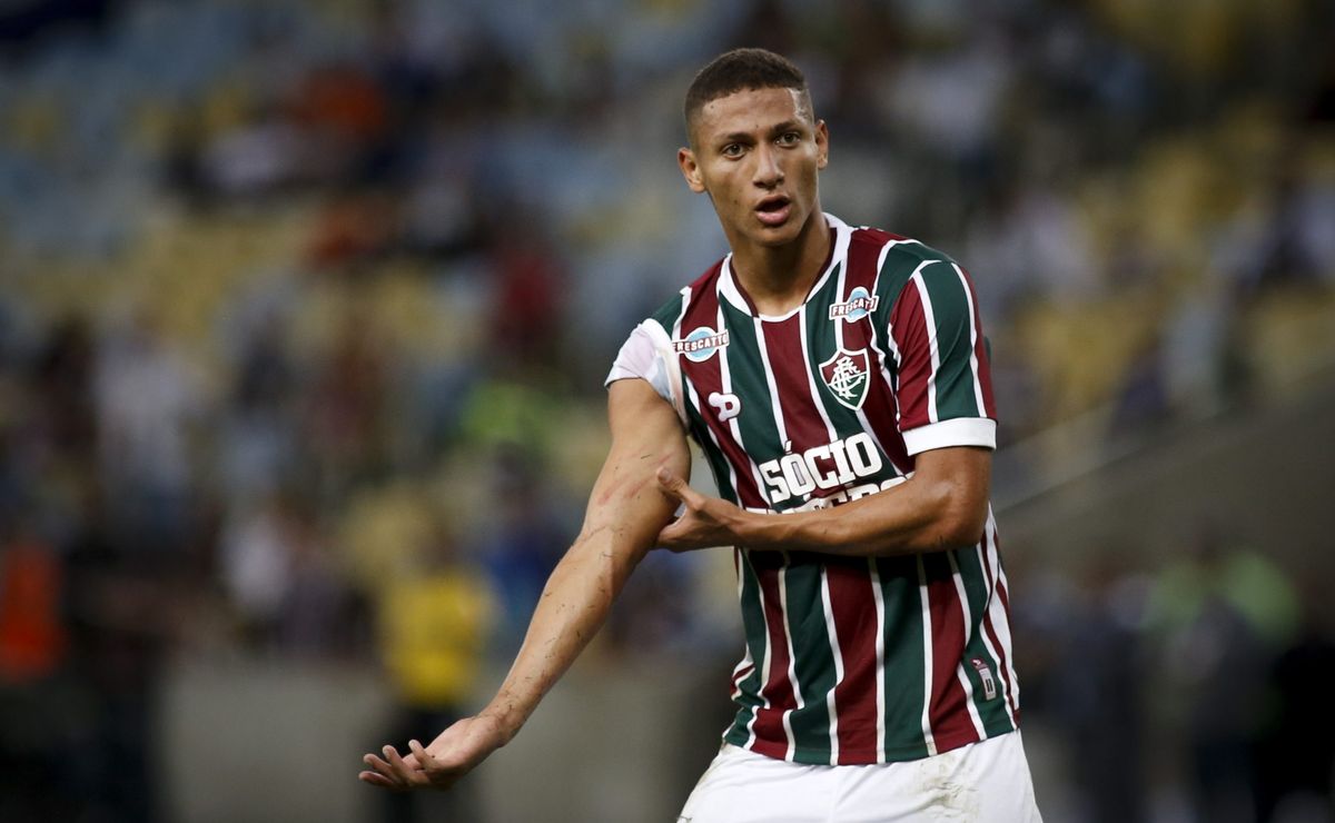 fluminense recebe recusa em proposta por richarlison e muda planos para o mundial de clubes