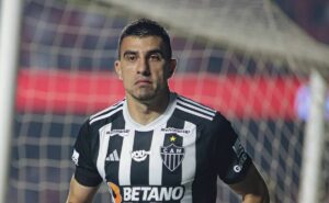 bastidores envolvendo battaglia e cobrança pesada ao elenco do atlético mg vêm à tona