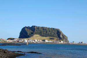 jeju residents split on casino industry’s impact, survey reveals
