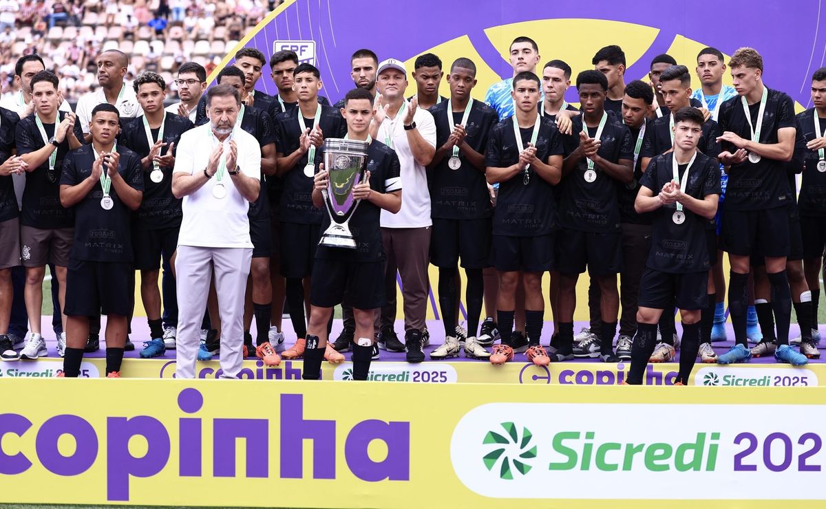 neto detona corinthians e são paulo após a final da copinha: "gastam milhões"