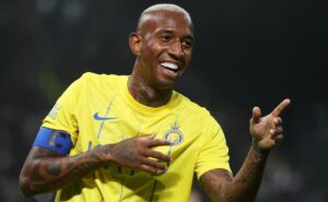 sondado no corinthians, talisca deixa cristiano ronaldo de lado e fecha com novo clube