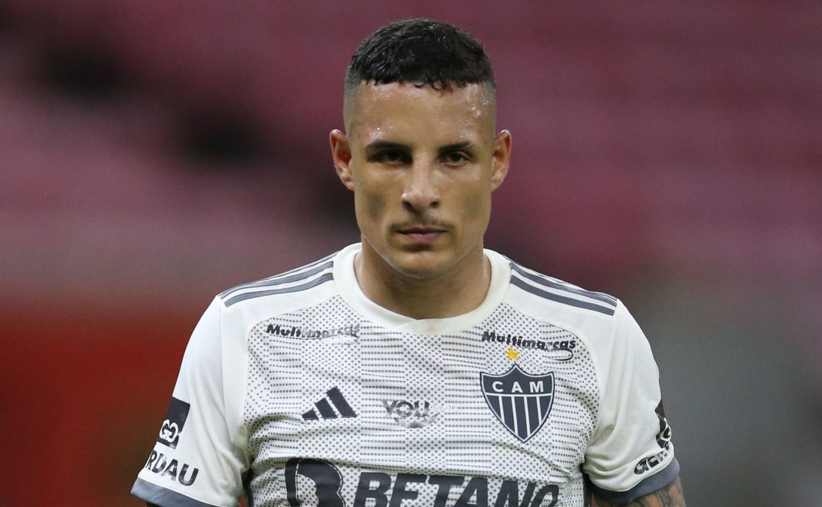 guilherme arana se rende a reforços contratados pelo atlético mg para a temporada 