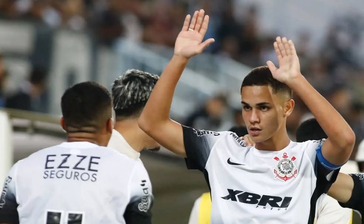 técnico do corinthians revela detalhes que mudaram o jogo na copinha sobre o falcon se