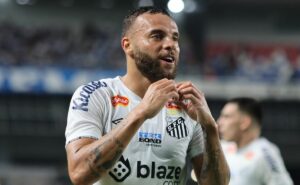 com dois gols de guilherme, santos vence e mantém tabu contra o mirassol