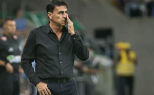 grêmio enfrenta monsoon pela primeira vez na história do gauchão