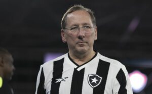 botafogo avalia o técnico bruno pinheiro, do gil vicente, de portugal