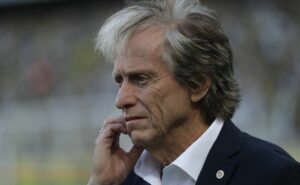 pedro caixinha entrega que jorge jesus revelou que neymar retorna em condições