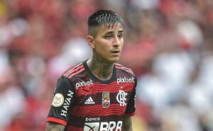 saída de pulgar do flamengo deve acontecer após nova decisão do meio campista em 2025