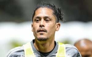 maurício lemos é apresentado no vasco e causa polêmica ao 'alfinetar' atlético mg