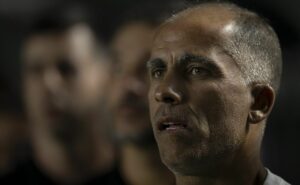 vasco renova com felipe maestro e explicação da extensão do vínculo chama a atenção