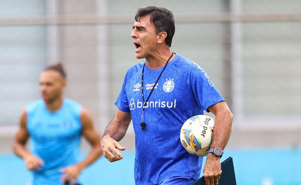grêmio tem novidades na lateral esquerda para confronto contra o monsoon