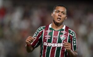 fluminense precisará antecipar lançamento de novos uniformes por conta de mundial