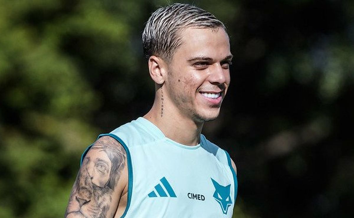 cruzeiro decide futuro de vitinho e encaminha transferência do meia para equipe da série b