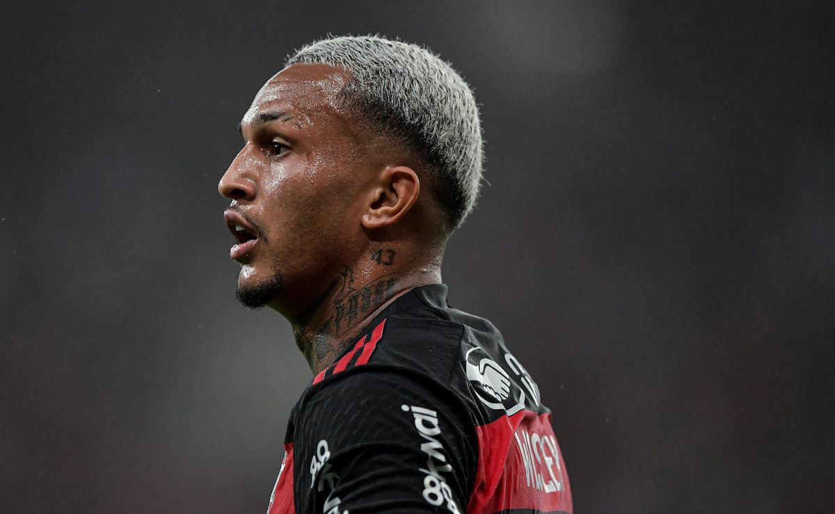 flamengo receberá por wesley a maior proposta da história por um lateral