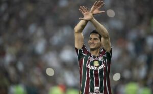 ganso completa seis anos no fluminense nesta sexta feira e vive momento de superação