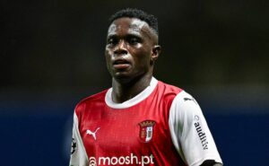 brian rodríguez é página virada no vasco e clube negocia a contratação de bruma, do braga