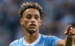 em negociações com o botafogo, bitello se envolve em polêmica e pode levar punição