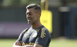 pedro caixinha não curte pressão exagerada recebida no santos após derrota contra o palmeiras