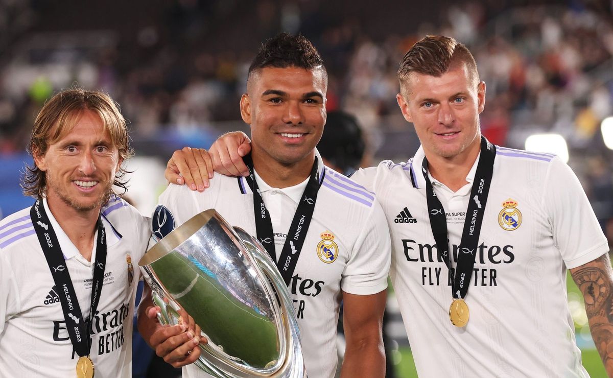 casemiro no flamengo é aprovado pela nação nas redes sociais: “maior volante de todos os tempos”