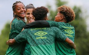 fluminense aposta em reforços de peso: lelê e cláudia chegam para fortalecer as guerreiras de xerém