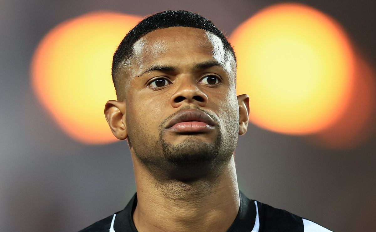 cuca aprova benjamín rollheiser no atlético mg para jogar com júnior santos: “tem o perfil”