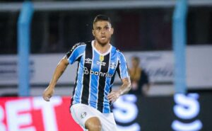 cuéllar mal estreia em monsoon x grêmio e atitude gera repercussão: “gênio carniceiro”