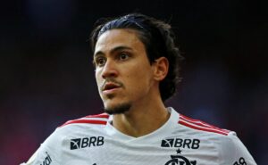 romário manda recado a dorival júnior sobre pedro, do flamengo, na seleção brasileira