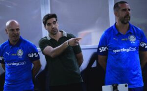 recém contratado, emiliano martínez treina com elenco do palmeiras após derrota