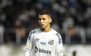 santos é comunicado pelo chelsea e chegada de deivid washington pode acontecer com uma condição