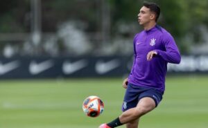 corinthians inscreve giovane no paulistão, mesmo com impasse na renovação de contrato