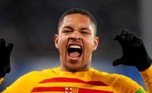 palmeiras mantém vitor roque no radar e contratação no meio do ano pode acontecer