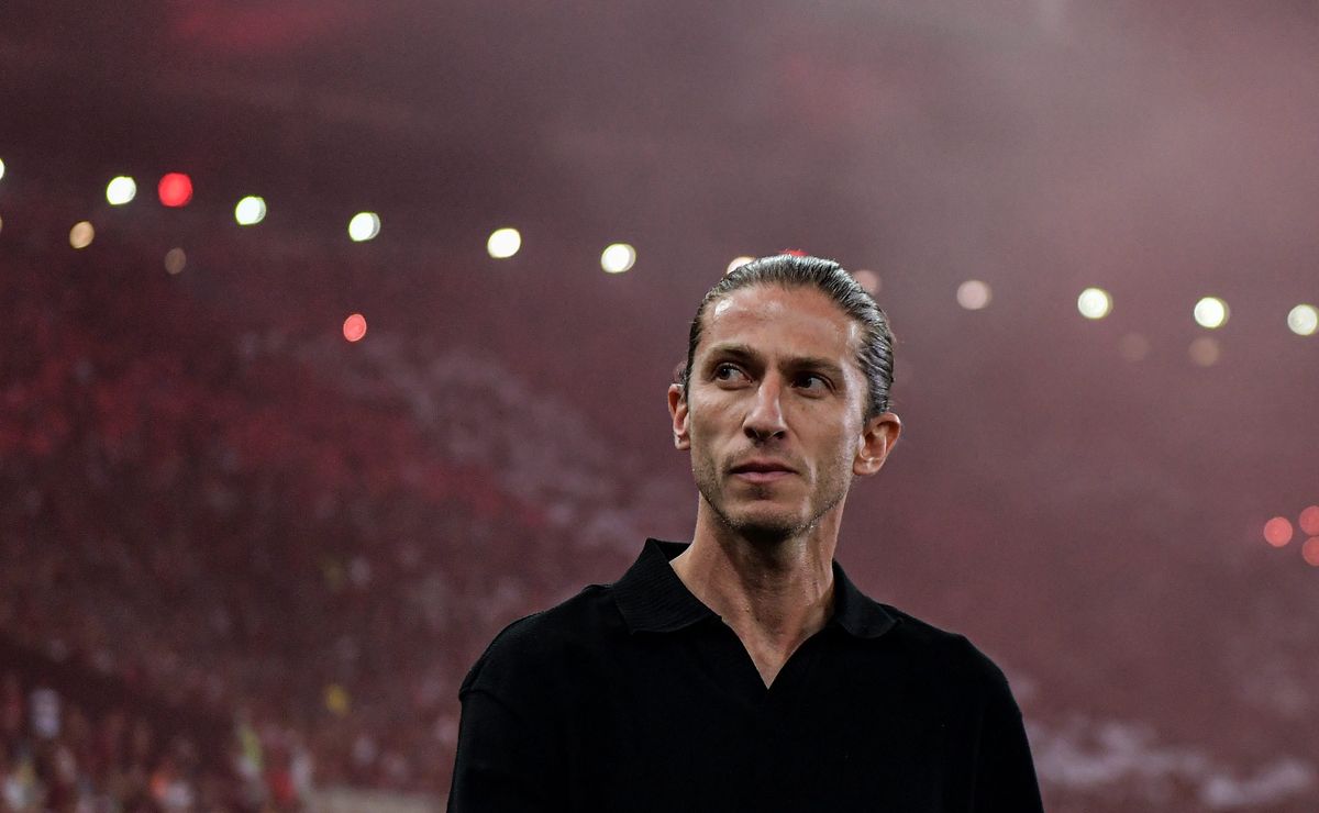 flamengo anuncia retorno cleiton, vindo dos eua para duelo com bangu