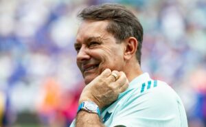 internacional volta a ser cobrado por pedro lourenço, dono do cruzeiro, por dívida de wesley