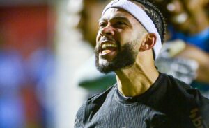 vidente não 'pipoca' e crava corinthians de memphis depay vencendo são paulo no morumbis