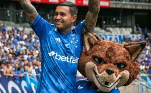 dudu retorna ao cruzeiro e jogará seu segundo clássico na carreira pelo clube