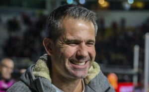 victor confirma informação e atlético mg busca substituto de paulinho: "nossa prioridade..."