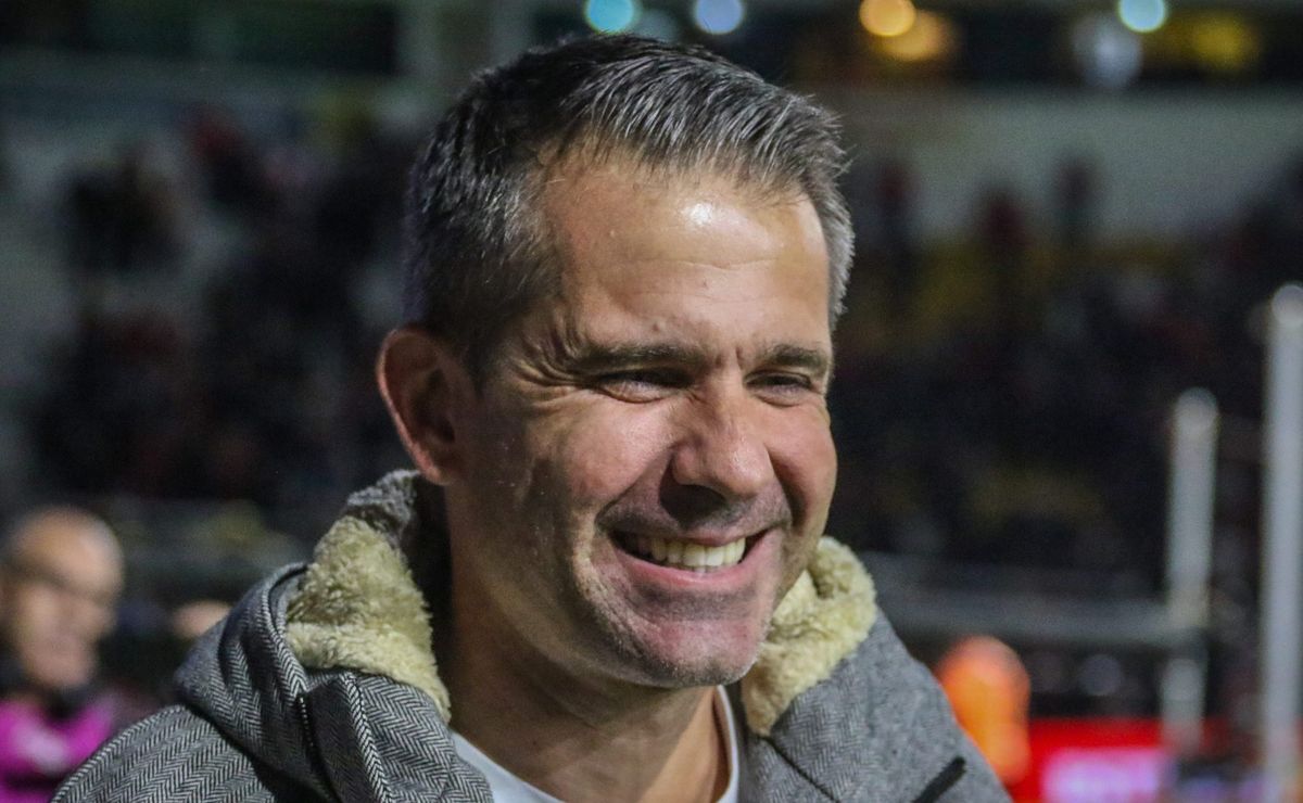 victor confirma informação e atlético mg busca substituto de paulinho: "nossa prioridade..."