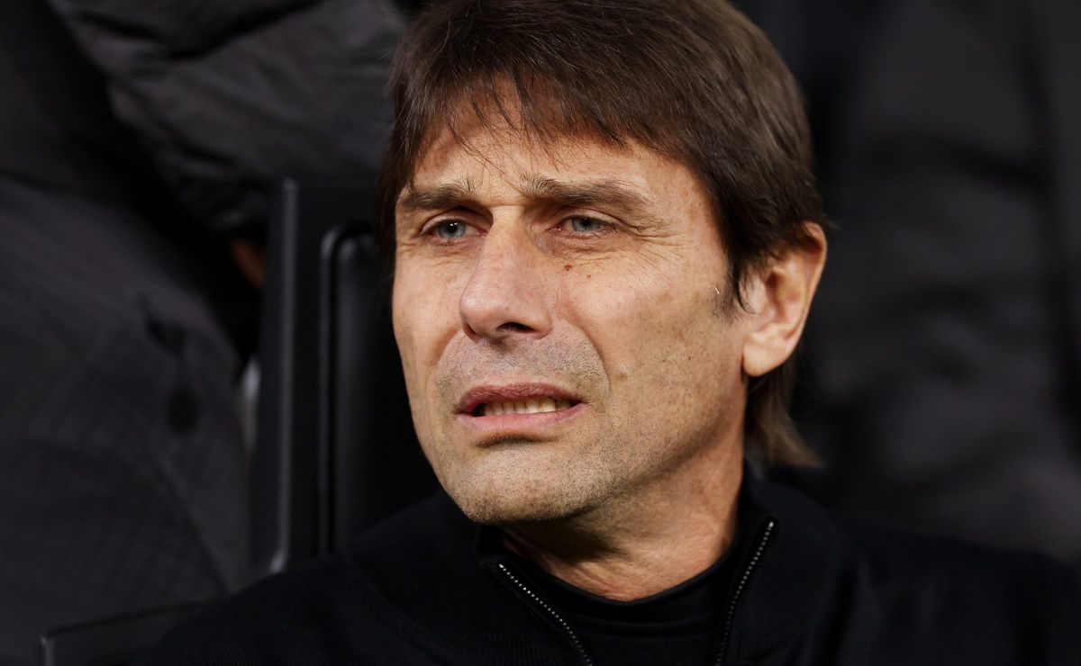 antonio conte aprova contratação e santos corre o risco de perder danilo para o napoli