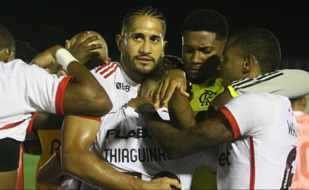flamengo perde mais uma no carioca e torcida escolhe o culpado: "que contratação bizarra de marcos braz"