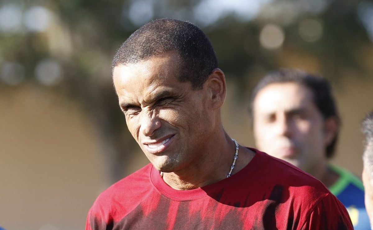 rivaldo analisa mercado do palmeiras para 2025 e manda a real sobre abel ferreira: “boas contratações”