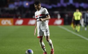 promessa da base, william gomes não empolgou no profissional do são paulo